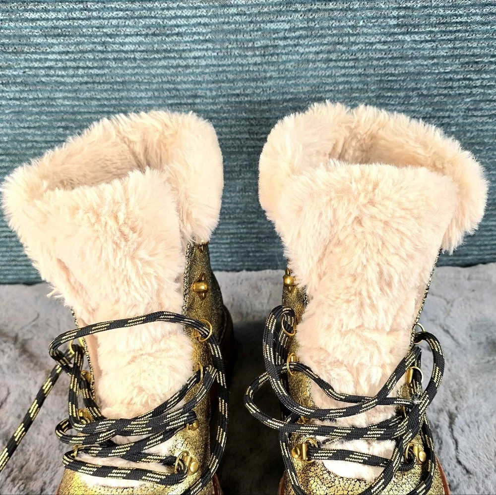 J Crew Gold Metallic Winter Shearling Boots, Wedge Crepe Sole,  Womens Sz 6